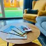 別荘 Ganzes Haus Mit Einer Terrasse, Garten Und Klimaanlage コブレンツ