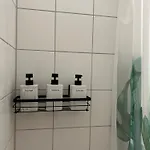 別荘 Ganzes Haus Mit Einer Terrasse, Garten Und Klimaanlage *