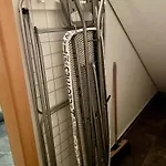 Ganzes Haus Mit Einer Terrasse, Garten Und Klimaanlage
