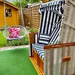 Ganzes Haus Mit Einer Terrasse, Garten Und Klimaanlage コブレンツ