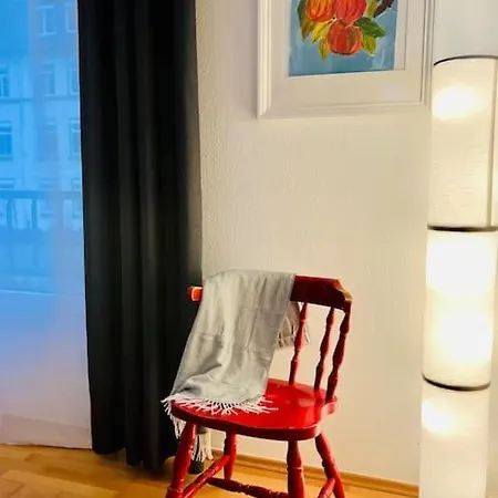 Ganzes Haus Mit Einer Terrasse, Garten Und Klimaanlage Coblence