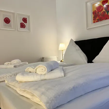 Hébergement de vacances Ganzes Haus Mit Einer Terrasse, Garten Und Klimaanlage