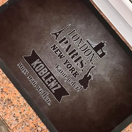 Ganzes Haus Mit Einer Terrasse, Garten Und Klimaanlage *