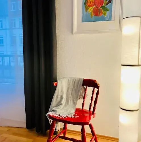 Ganzes Haus Mit Einer Terrasse, Garten Und Klimaanlage Кобленц