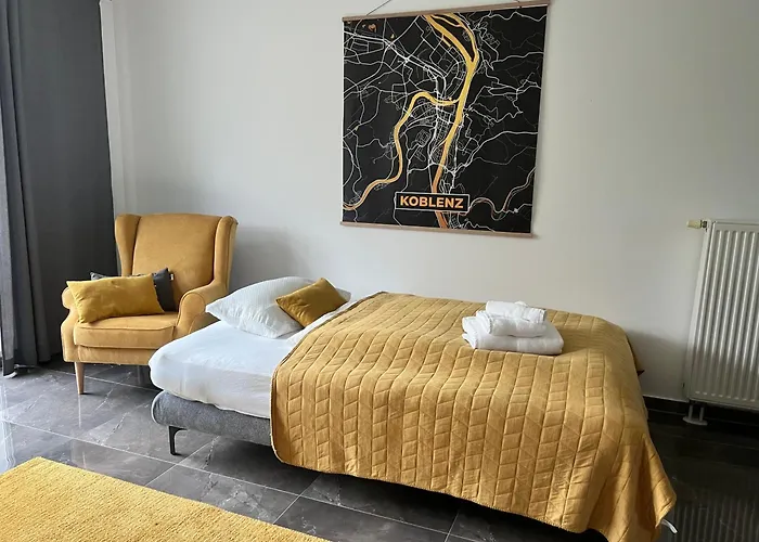 Ganzes Haus Mit Einer Terrasse, Garten Und Klimaanlage Дом отдыха