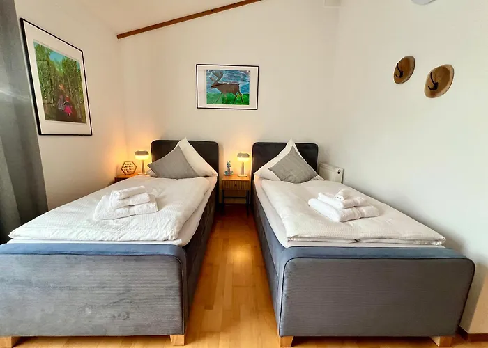 Ganzes Haus Mit Einer Terrasse, Garten Und Klimaanlage Дом отдыха