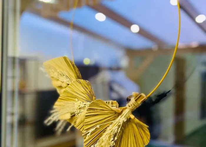 Ganzes Haus Mit Einer Terrasse, Garten Und Klimaanlage Дом отдыха *